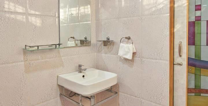 Hotel Av Comforts บังกาลอร์ ภายนอก รูปภาพ